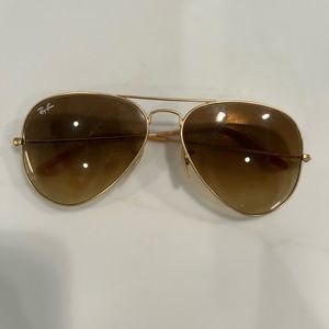Ray-Ban Aviator Sunglasses